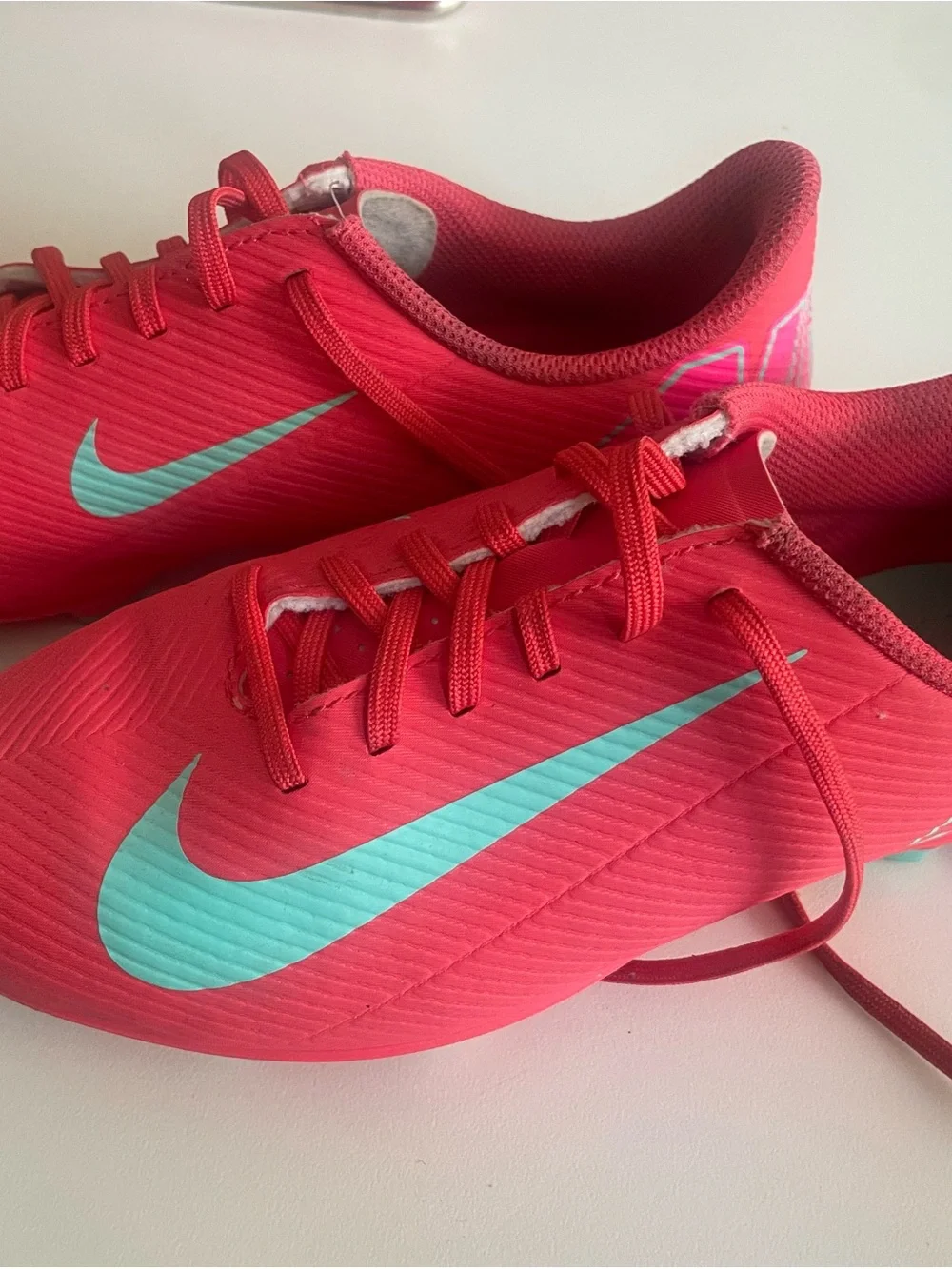 Nike
NIKE MERCURIAL VAPOR 16 CLUB FG/MG - youth 3 - soccer cleats - Picture 5 of 6